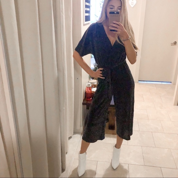 melanie lyne Pants - Black Glittery Vneck Short Sleeve Cropped Jumpsuit